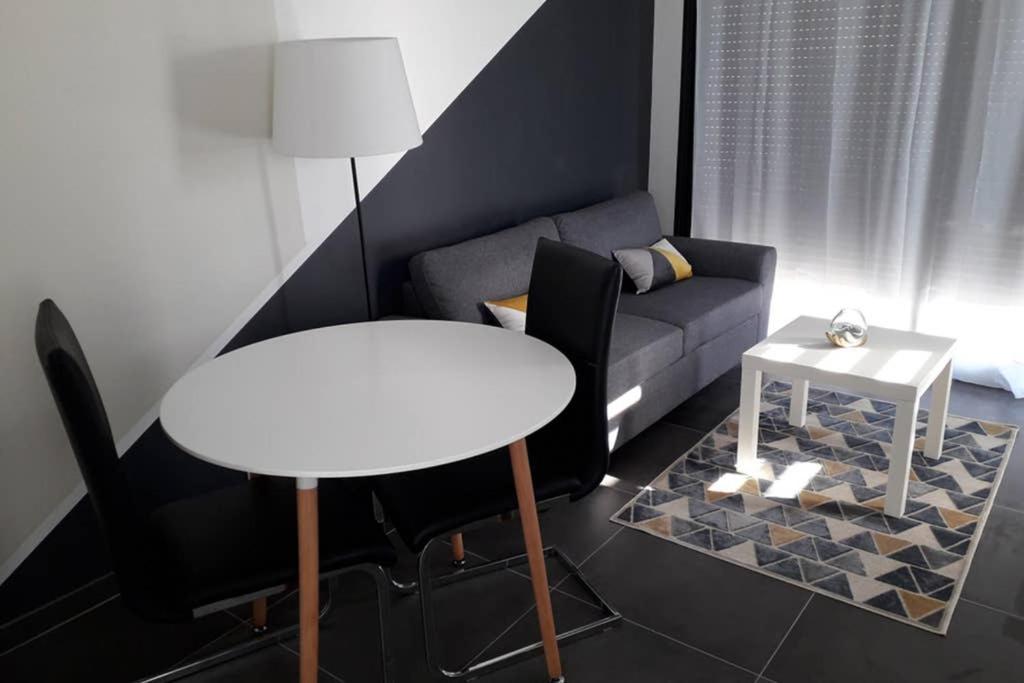 Logement Neuf De 40 M², Equipe Et Confortable Croix-Chapeau Eksteriør billede